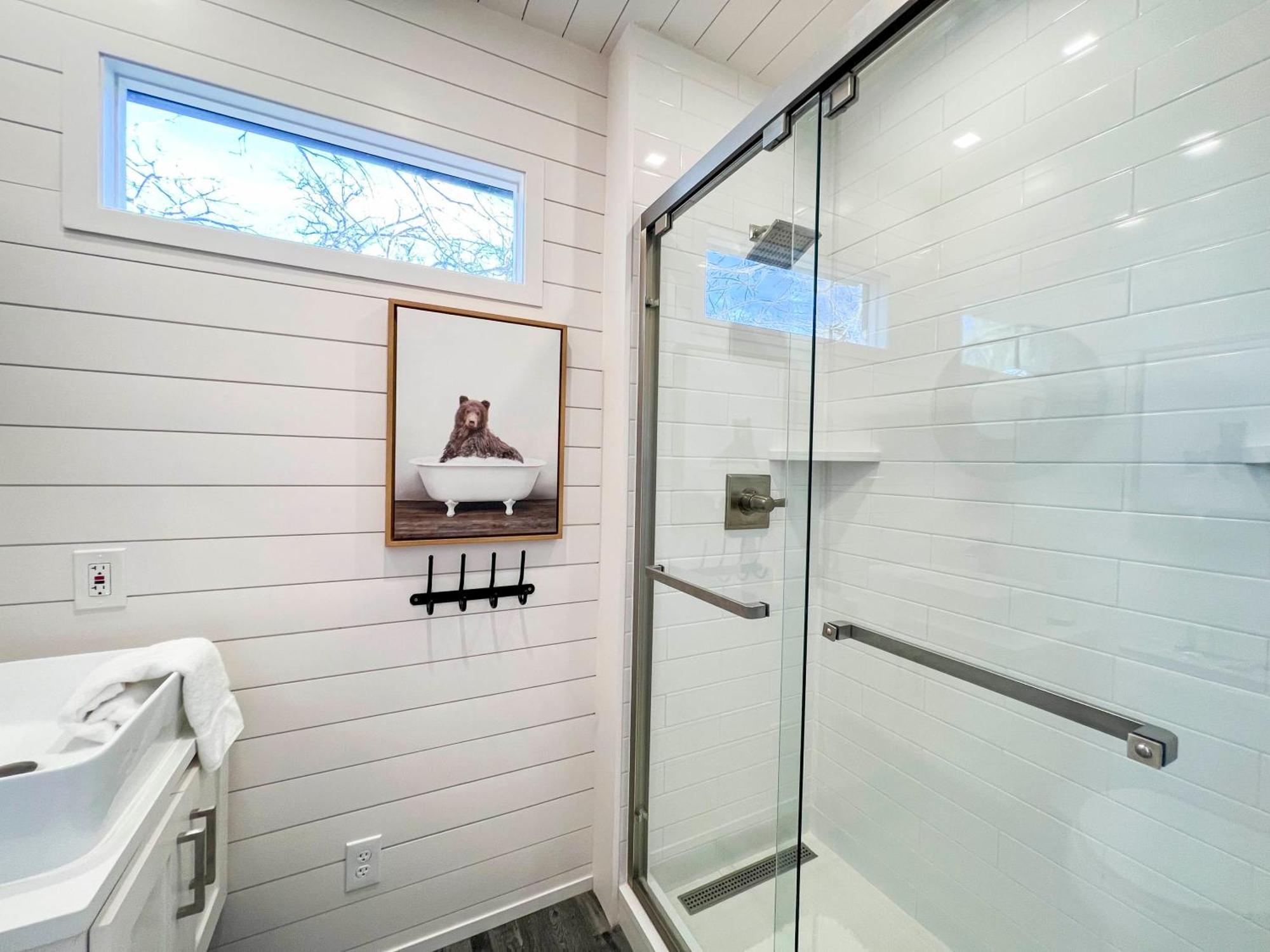 New The Flagship 2 Story Container Home Waco Εξωτερικό φωτογραφία